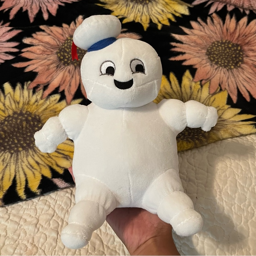 Marshmallow plushie